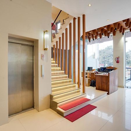Townhouse Amanaka Formerly Hotel City Pride Rāipur 외부 사진