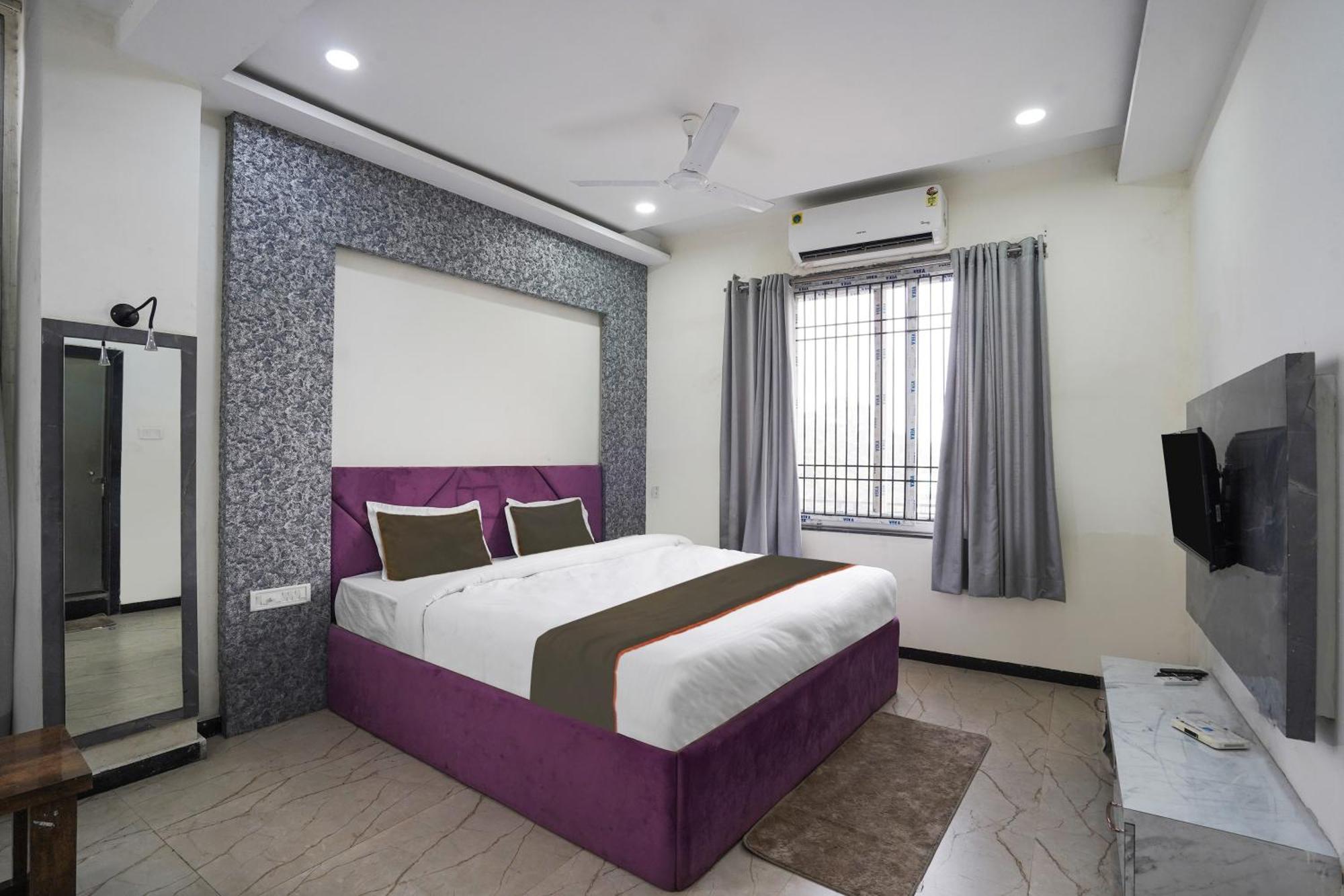 Townhouse Amanaka Formerly Hotel City Pride Rāipur 외부 사진